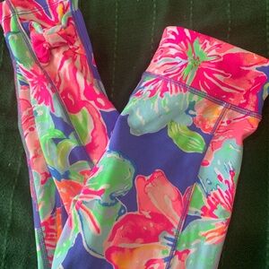 Girls Lily Pulitzer Vibrant Floral Leggings M 6/7 Luxletic summer